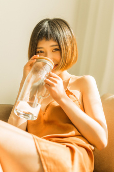 为什么女的一日就老实了